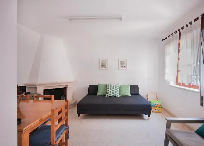 Zambujeira Do Mar 4-Bed House Perfect For Families & Friends