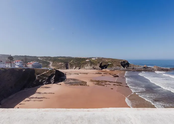 Zambujeira Do Mar 4-Bed House Perfect For Families & Friends