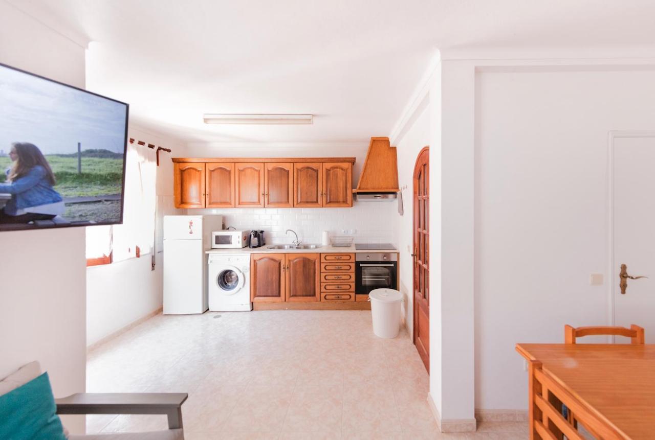 4-bed House Perfect For Families & Friends Apartment Zambujeira do Mar