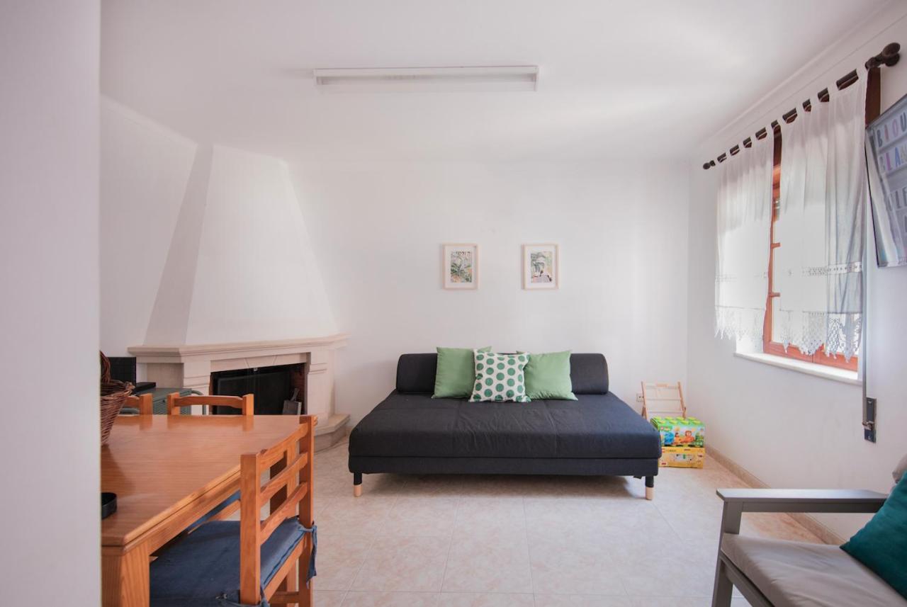 Apartment 4-bed House Perfect For Families & Friends