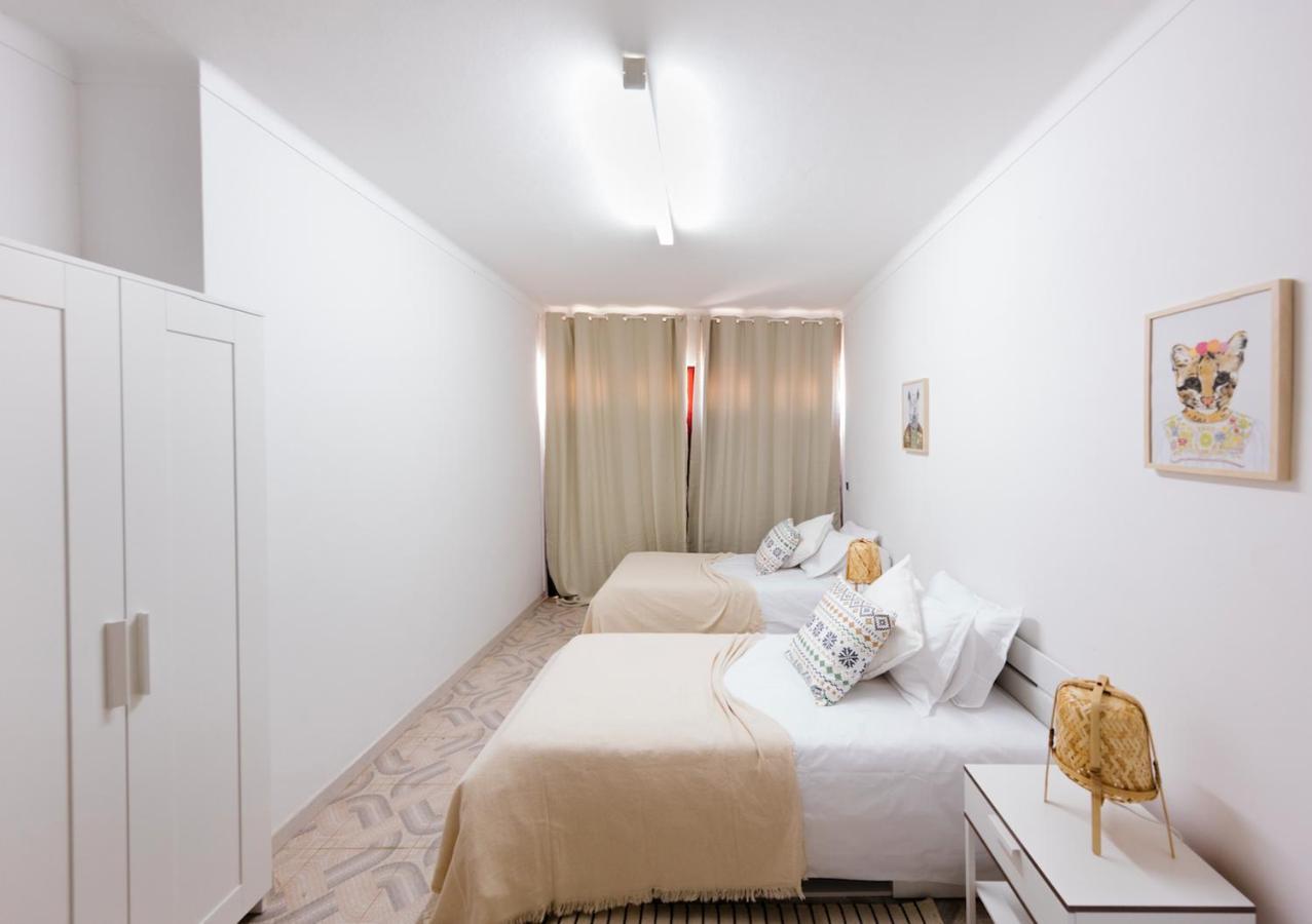 4-bed House Perfect For Families & Friends Apartment Zambujeira do Mar
